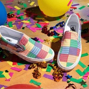 NWT Vans PRIDE Classic Slip On Sneakers Mens 7.5 Women’s 9